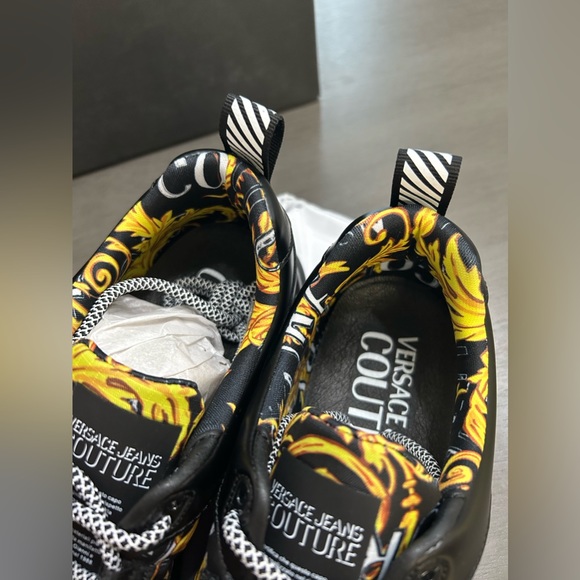 💕SOLD💕 Authentic Versace Shoes - Picture 3 of 13